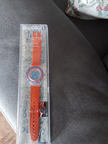 Swatch scuba red island neu - red, island.