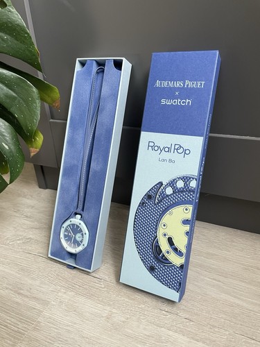 Neu swatch - ⭐️neu⭐️,